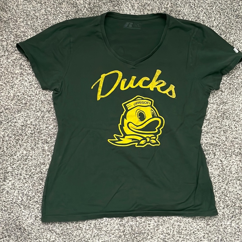 Ducks T-shirt size 12-14 large